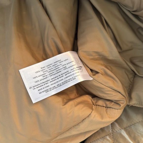 Bass Tan Quilted womens puffer Jacket NWT L - Picture 7 of 12